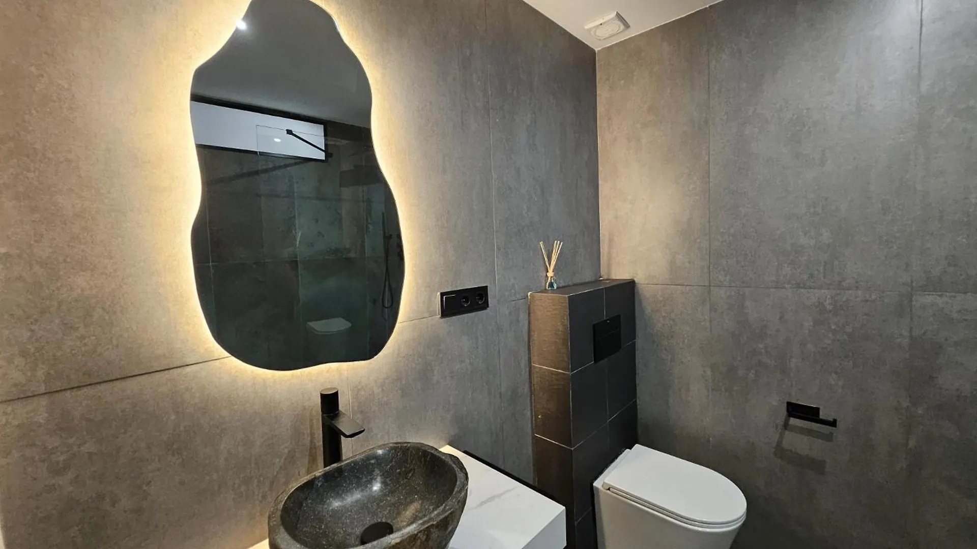 Casa Mari Apartment Malaga